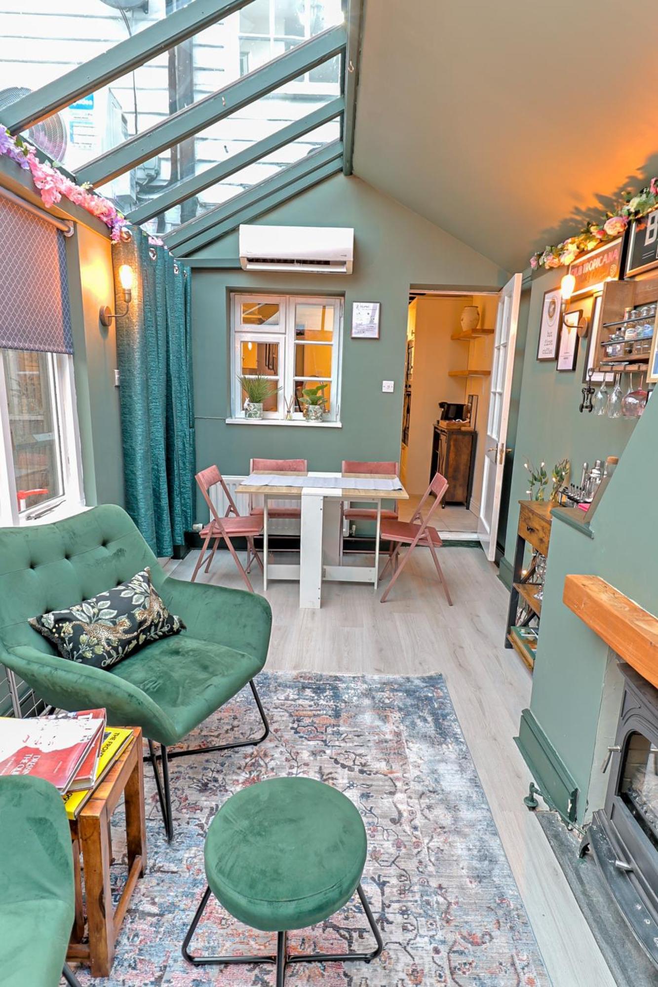 Bay Tree Cottage, Sleeps 7 Close To The Marina Burnham-on-Crouch Ngoại thất bức ảnh